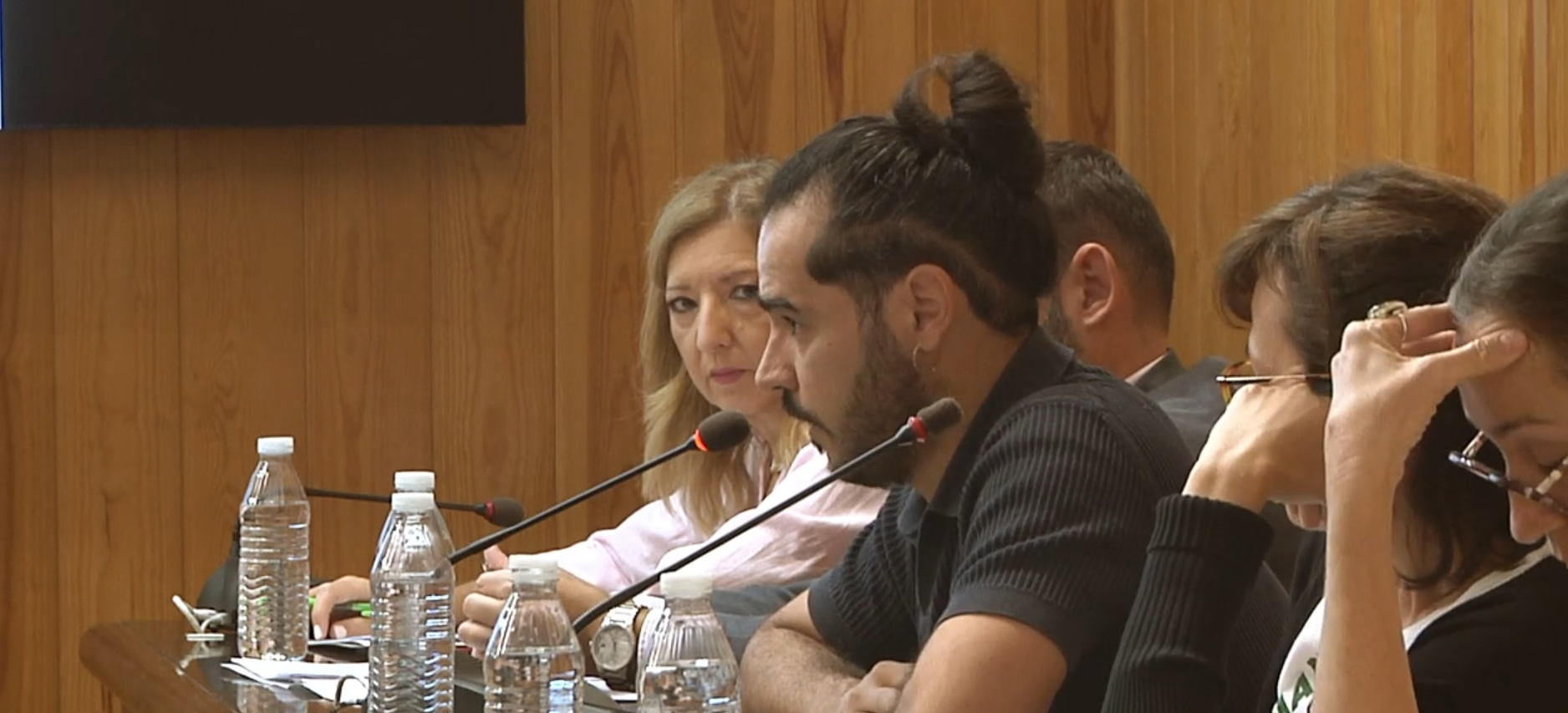 Podemos acusa a Mairena Decide de «falso municipalismo» y denuncia la deriva neoliberal en la gestión de servicios públicos